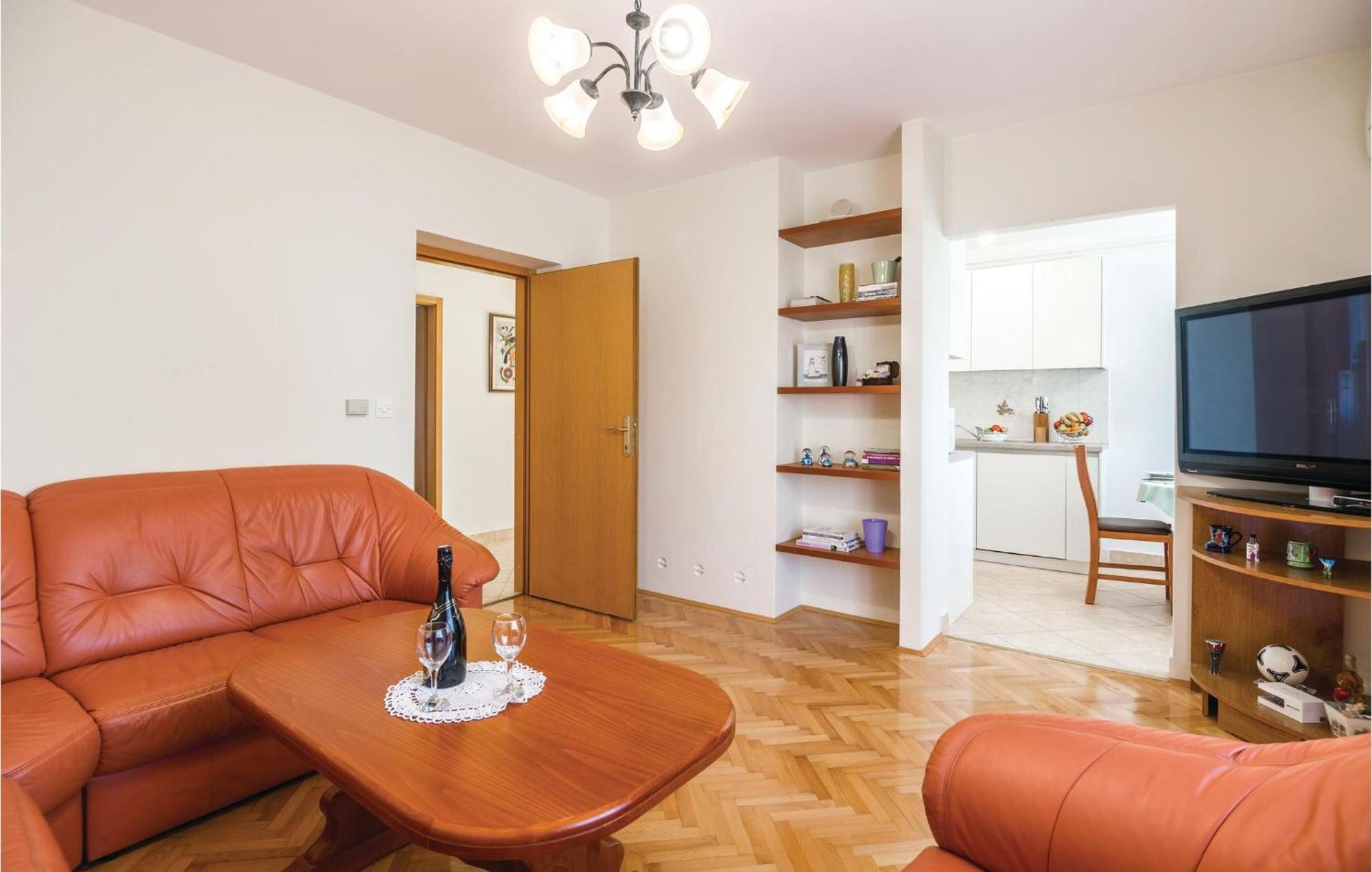Amazing Apartment In Veprinac With Kitchen Exterior foto